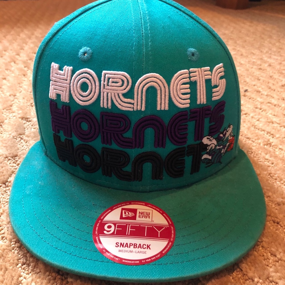 Charlotte Hornets SnapBack - Hardwood Classics